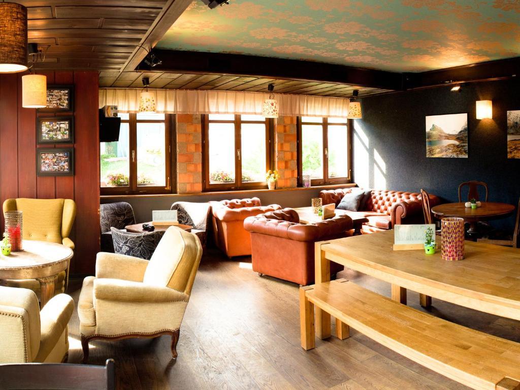 Nangijala Hostel Disentis Kültér fotó