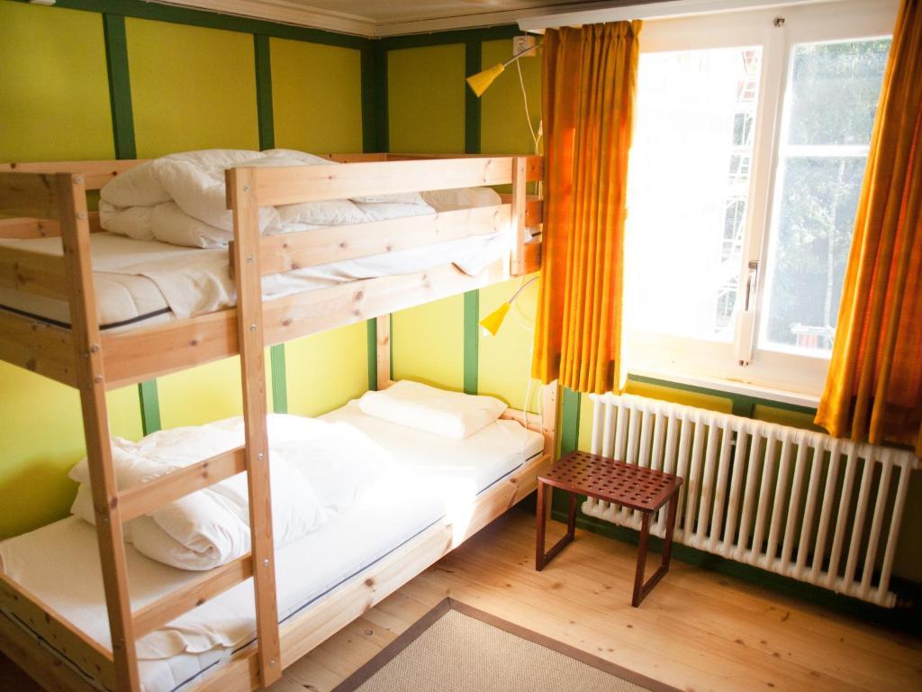Nangijala Hostel Disentis Szoba fotó